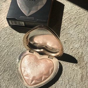 Too Faced Love Light Highlighter Blinded By Light
